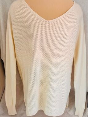 🤍 Barrow & Grove 100% Cashmere Ivory Textured V-Neck Sweater • S